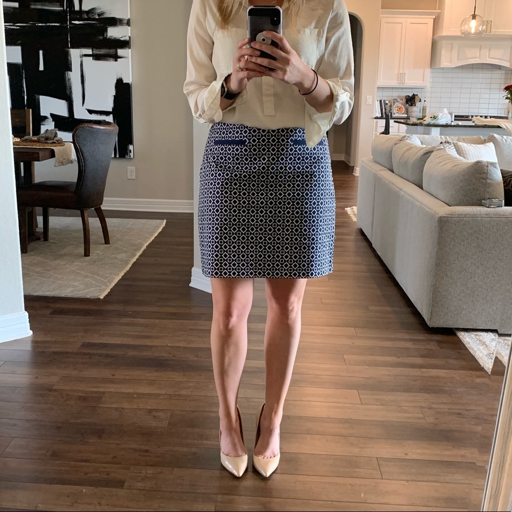 Perfectly Classic Talbots Mini - Picture 2 of 8